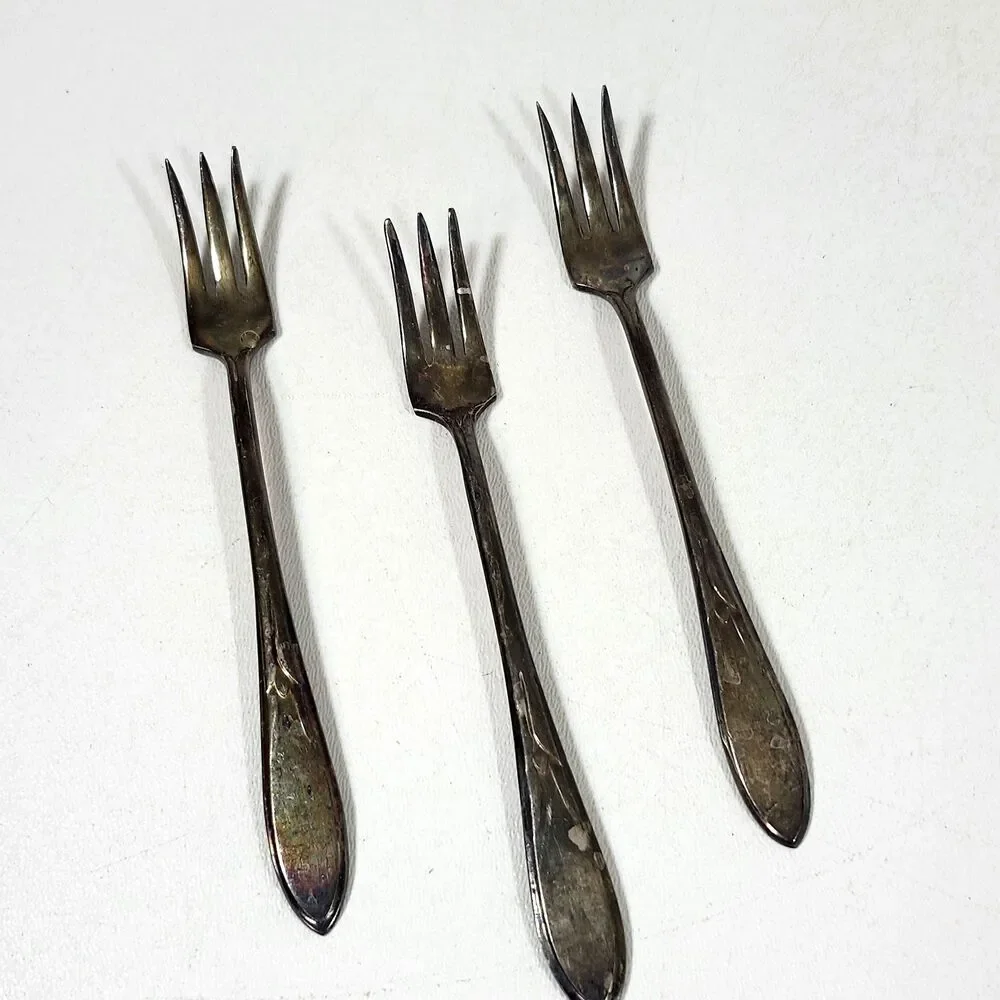 Rogers International Silver Cocktail Seafood Forks Set of 3 Vintage 1930s Plate